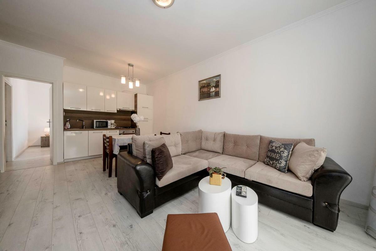 Apartman Jasmina Banjol Kültér fotó
