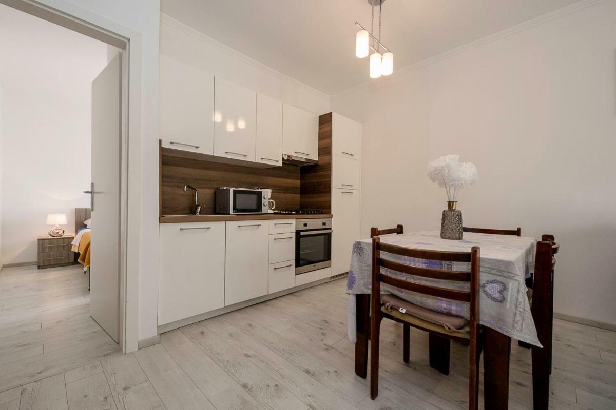 Apartman Jasmina Banjol Kültér fotó
