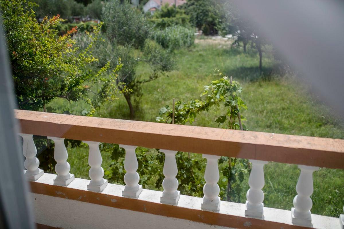Apartman Jasmina Banjol Kültér fotó